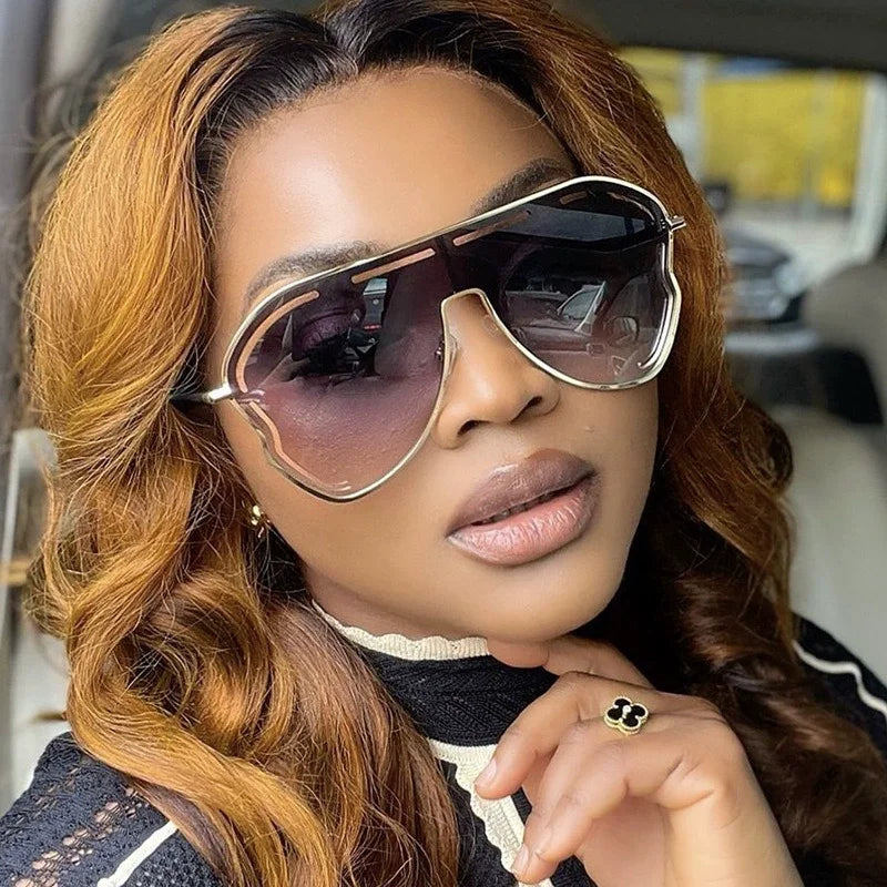 Oversized One-Piece Sunglasses Women Big Frame 2025 Vintage Special-Shaped Sun Glasses For Ladies UV400